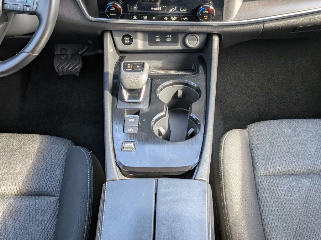 Used 2025 Silver Nissan SV image 19