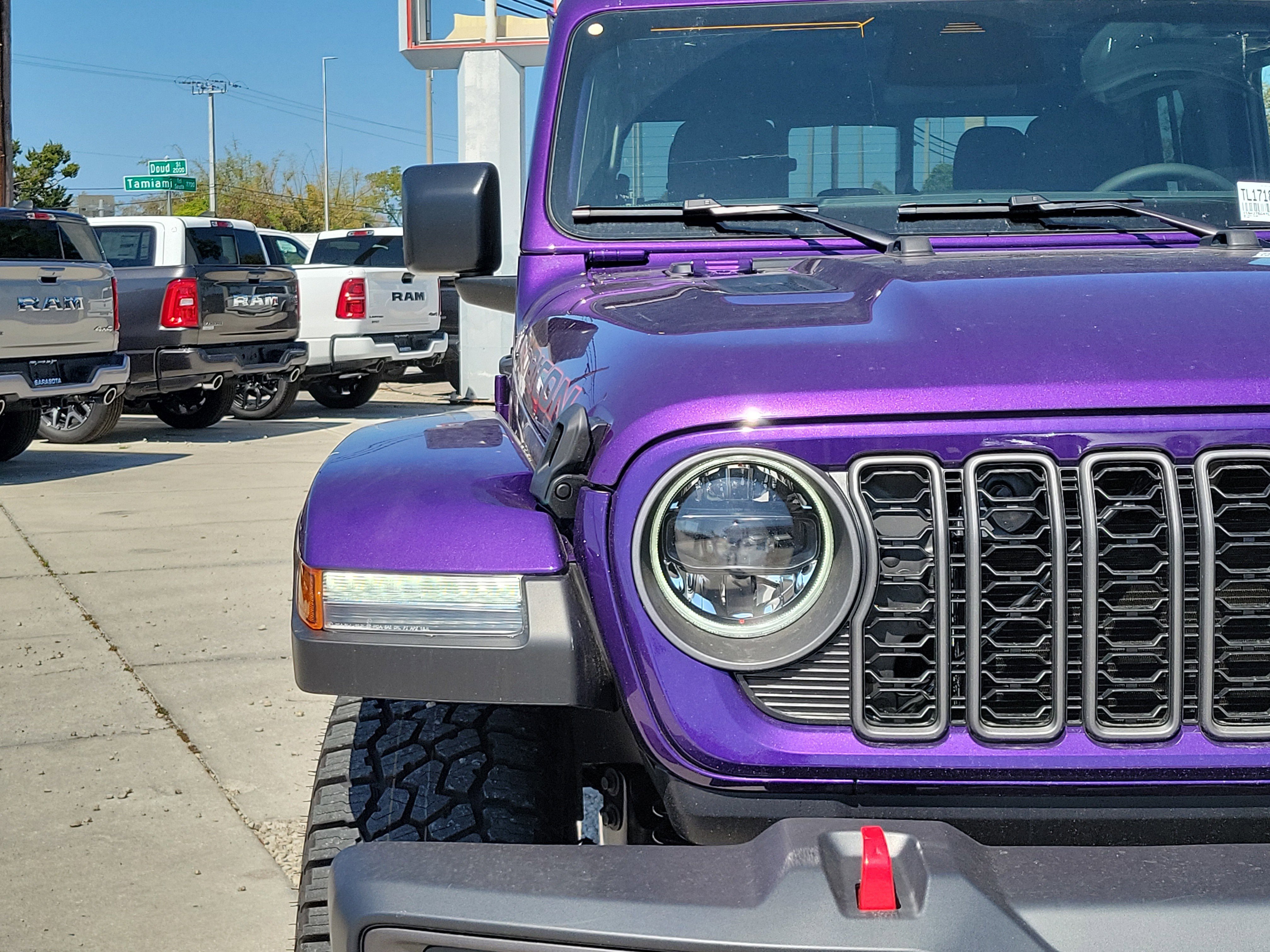 New 2026 Reign Exterior Paint Jeep Rubicon image 7