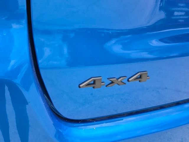New 2026 Hydro Blue Pearlcoat Jeep Latitude image 10