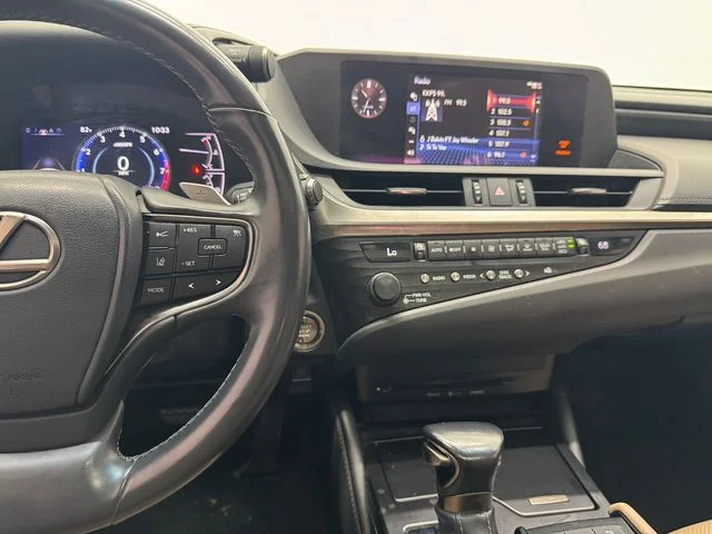Used 2020 Matador Red Mica Lexus 350 image 25
