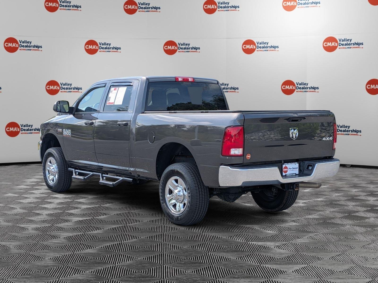 Used 2018 Granite Crystal Metallic Clearcoat Ram Tradesman image 7