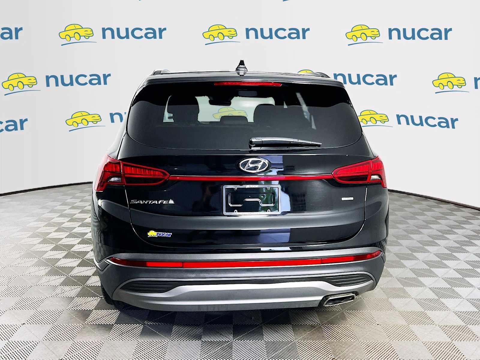 Used 2023 Twilight Black Hyundai SE image 6