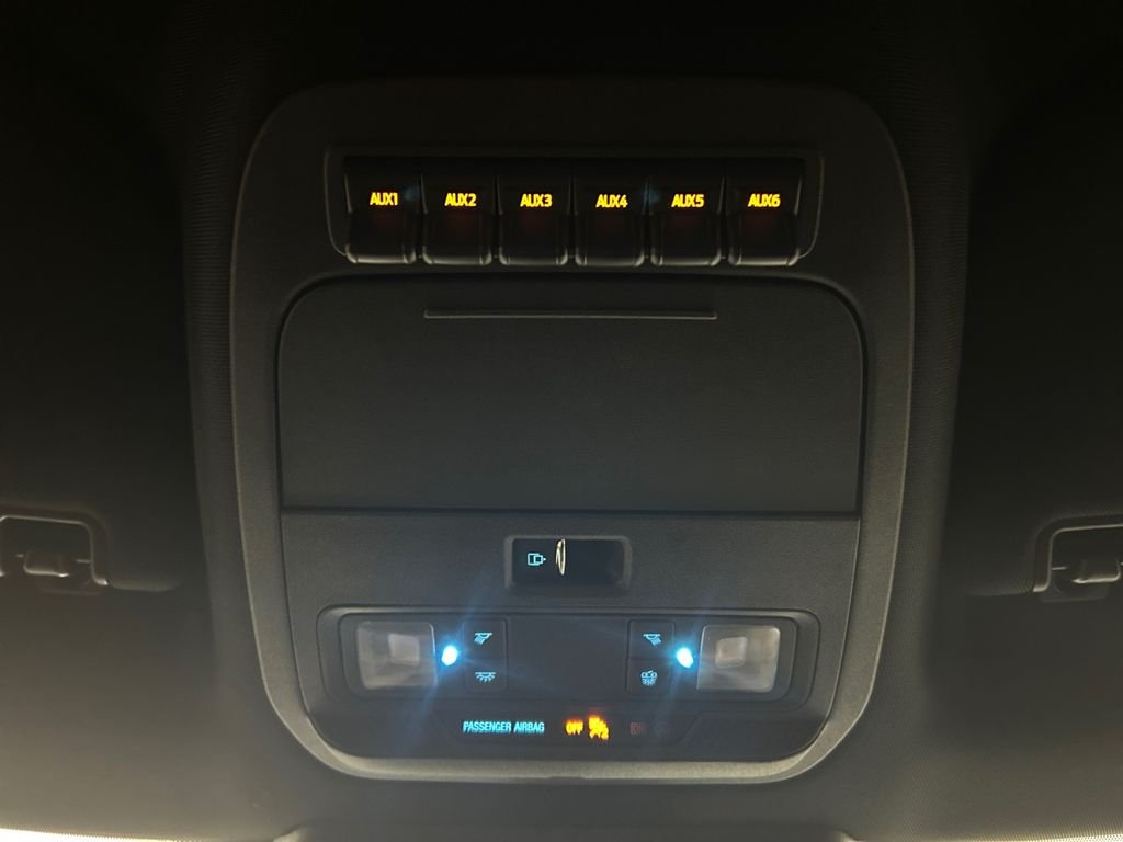 Used 2025 Gray Ford Tremor image 29