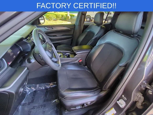 Used 2024 Gray Jeep Altitude X image 16