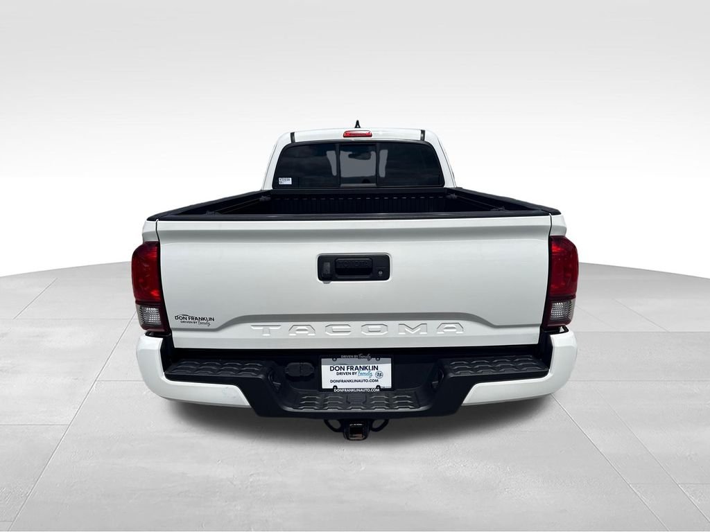 Used 2022 White Toyota SR image 4
