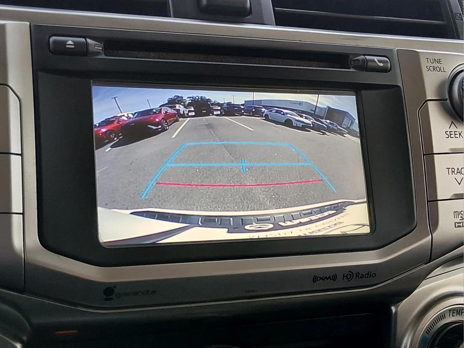 Used 2019 Super White Toyota SR5 Premium image 27