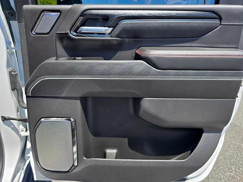 New 2026 White GMC AT4X image 39