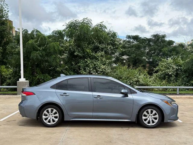 Certified Used 2025  Toyota LE image 33
