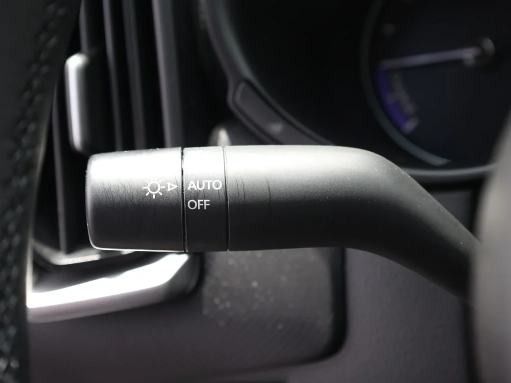 Certified Used 2025 Blue Mazda Preferred image 37
