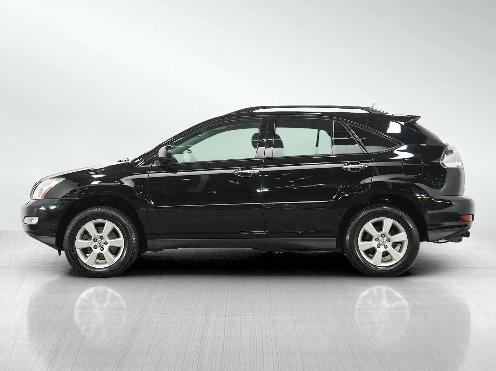 Used 2008 Lexus RX 350 with VIN 2T2HK31U18C071236 for sale in Minneapolis, Minnesota