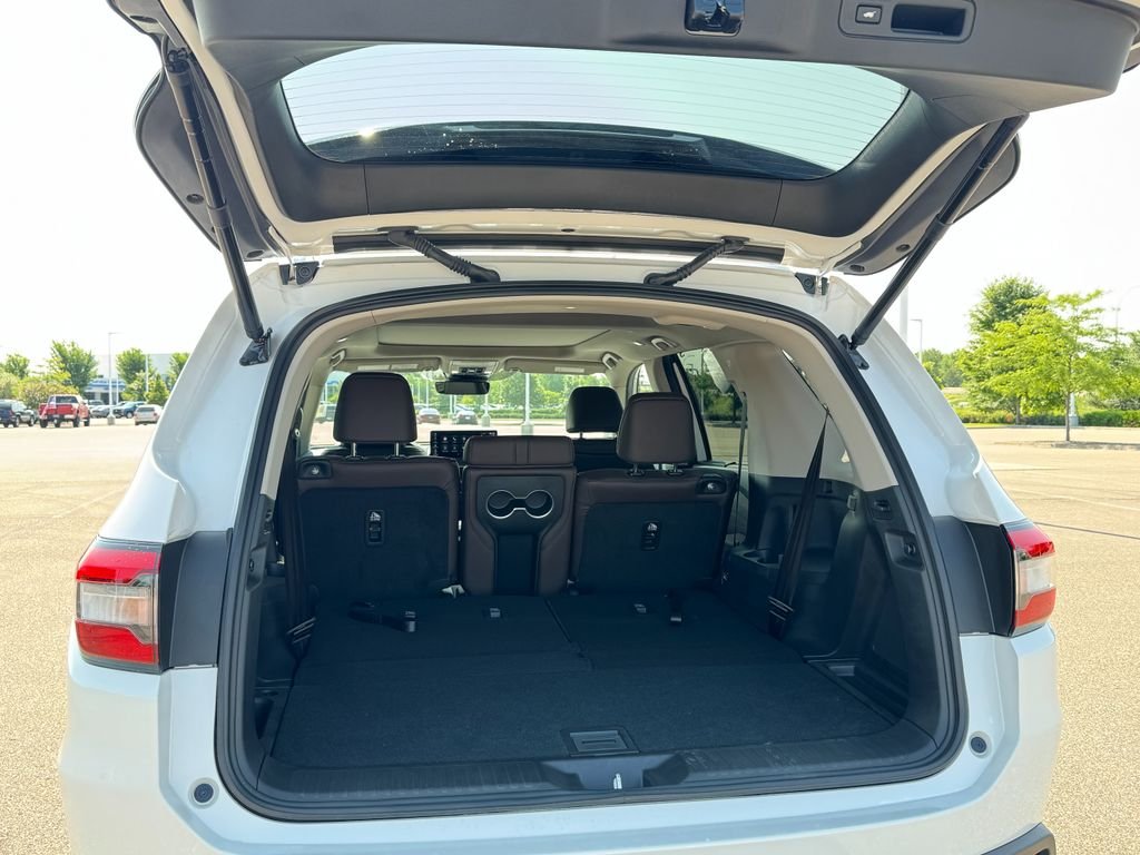 New 2026 Platinum White Pearl Honda AWD Elite image 13