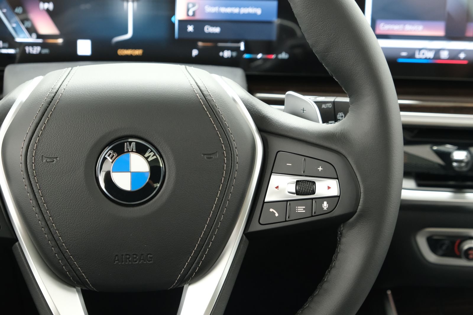 New 2026 Black Sapphire Metallic BMW xDrive40i image 19