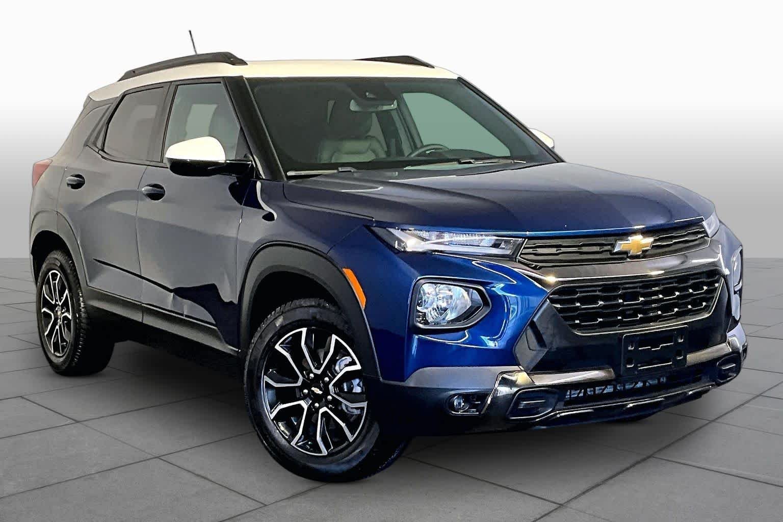 Used 2022 Blue Glow Metallic Chevrolet ACTIV image 3
