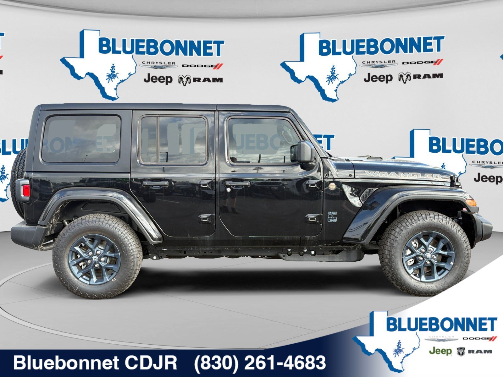New 2026 Black Clear-Coat Exterior Paint Jeep 85th Anniversary image 4