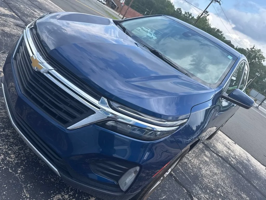 Used 2022 Blue Glow Metallic Chevrolet LT image 1
