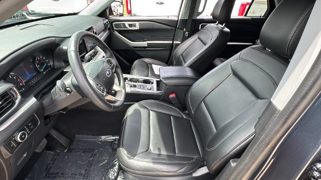 Used 2024 Blue Ford XLT image 21