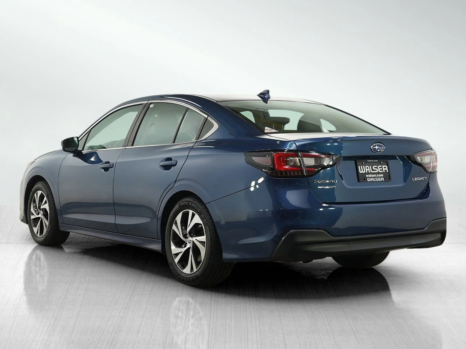 Used 2020 Abyss Blue Pearl Subaru CVT image 3