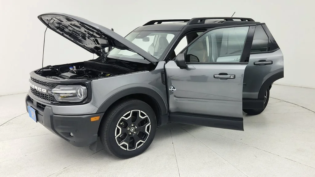 Used 2025  Ford Outer Banks image 10
