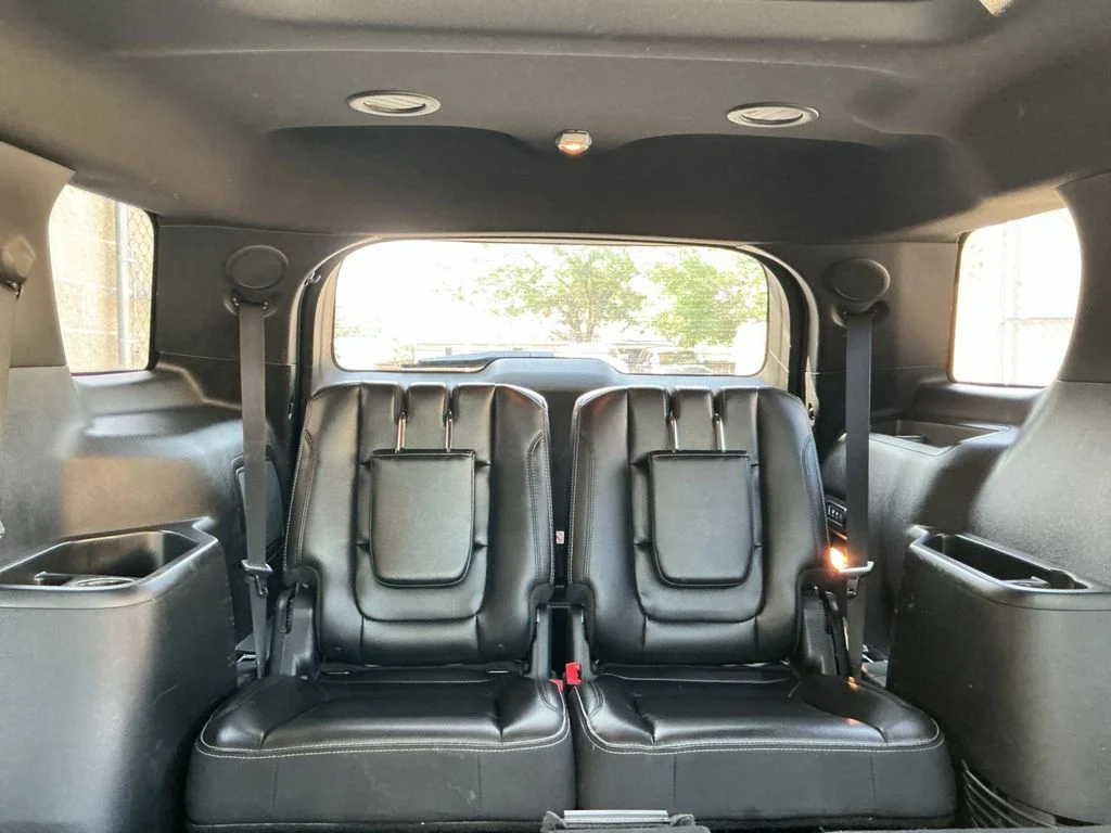 Used 2018 Black Ford Limited image 25