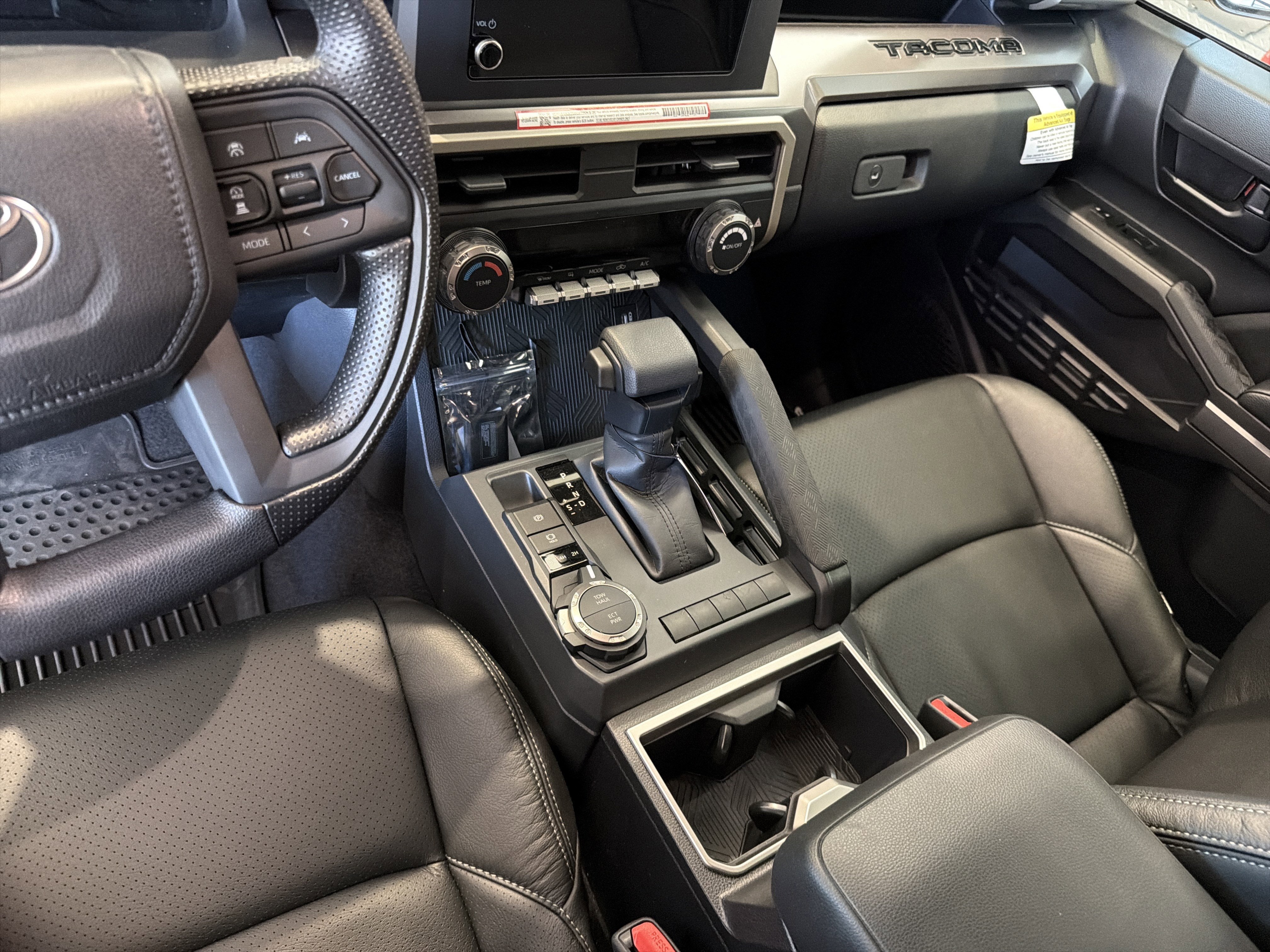 2026 Toyota Tacoma SR5 - Photo 26