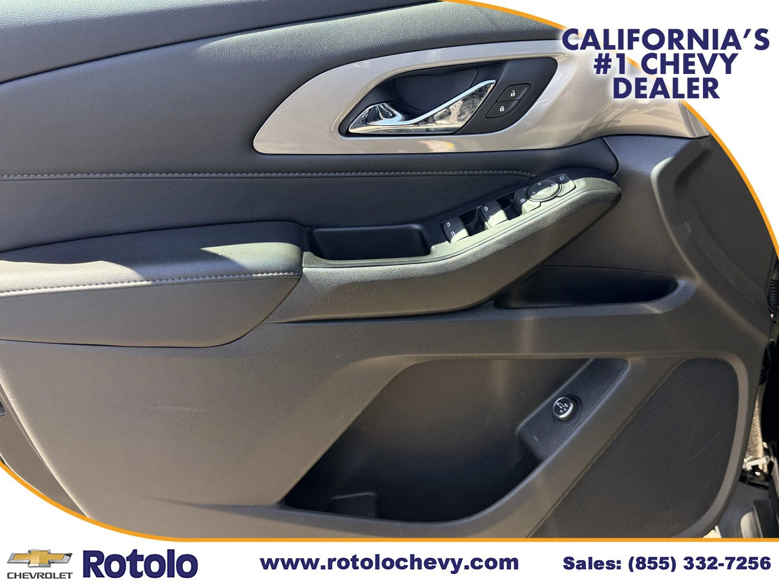 Used 2023 Mosaic Black Metallic Chevrolet LT Cloth image 17