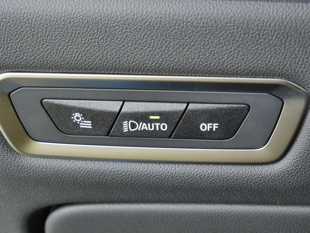 New 2027 Dravit Grey Metallic BMW xDrive40i image 41