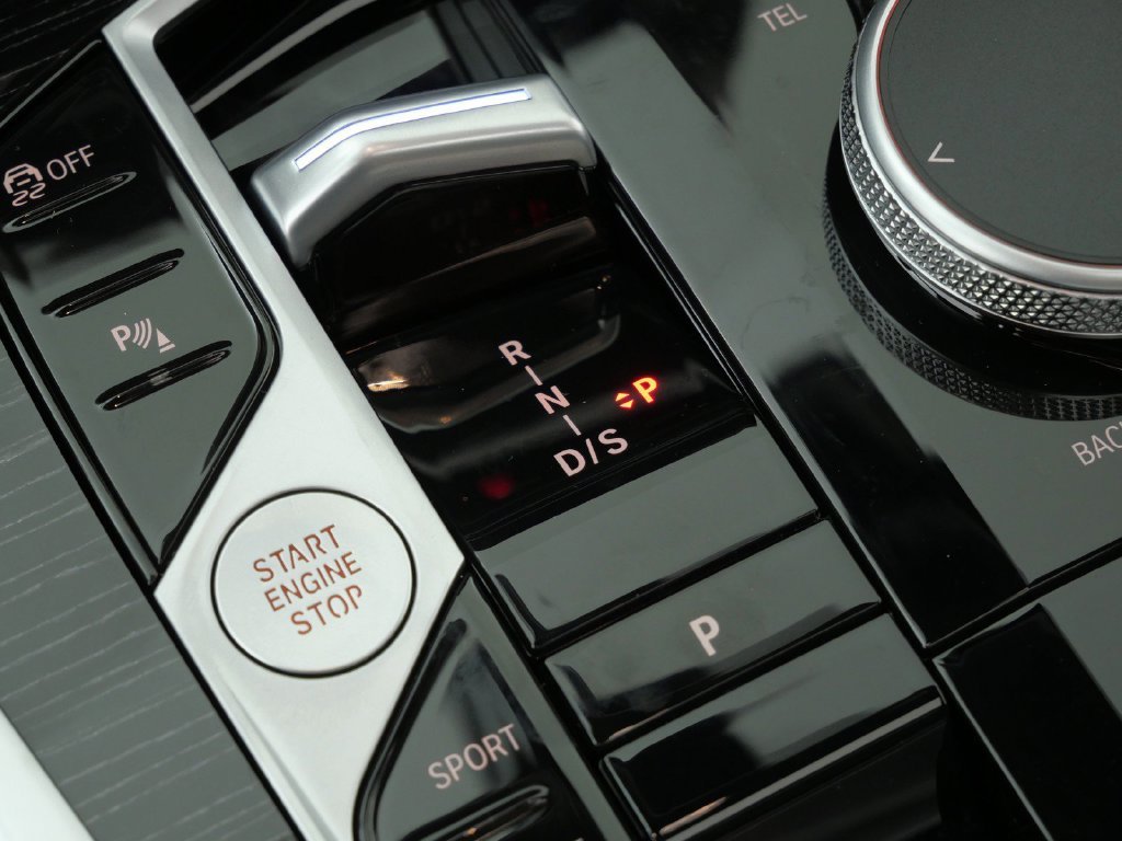 New 2027 Black Sapphire Metallic BMW xDrive40i image 47