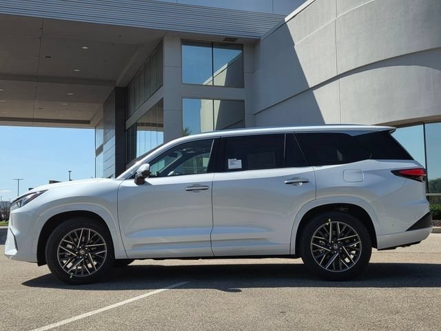 New 2026 Wind Chill Pearl Lexus PREMIUM AWD image 20