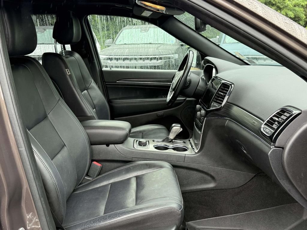 Used 2021 Brown Jeep Limited image 16