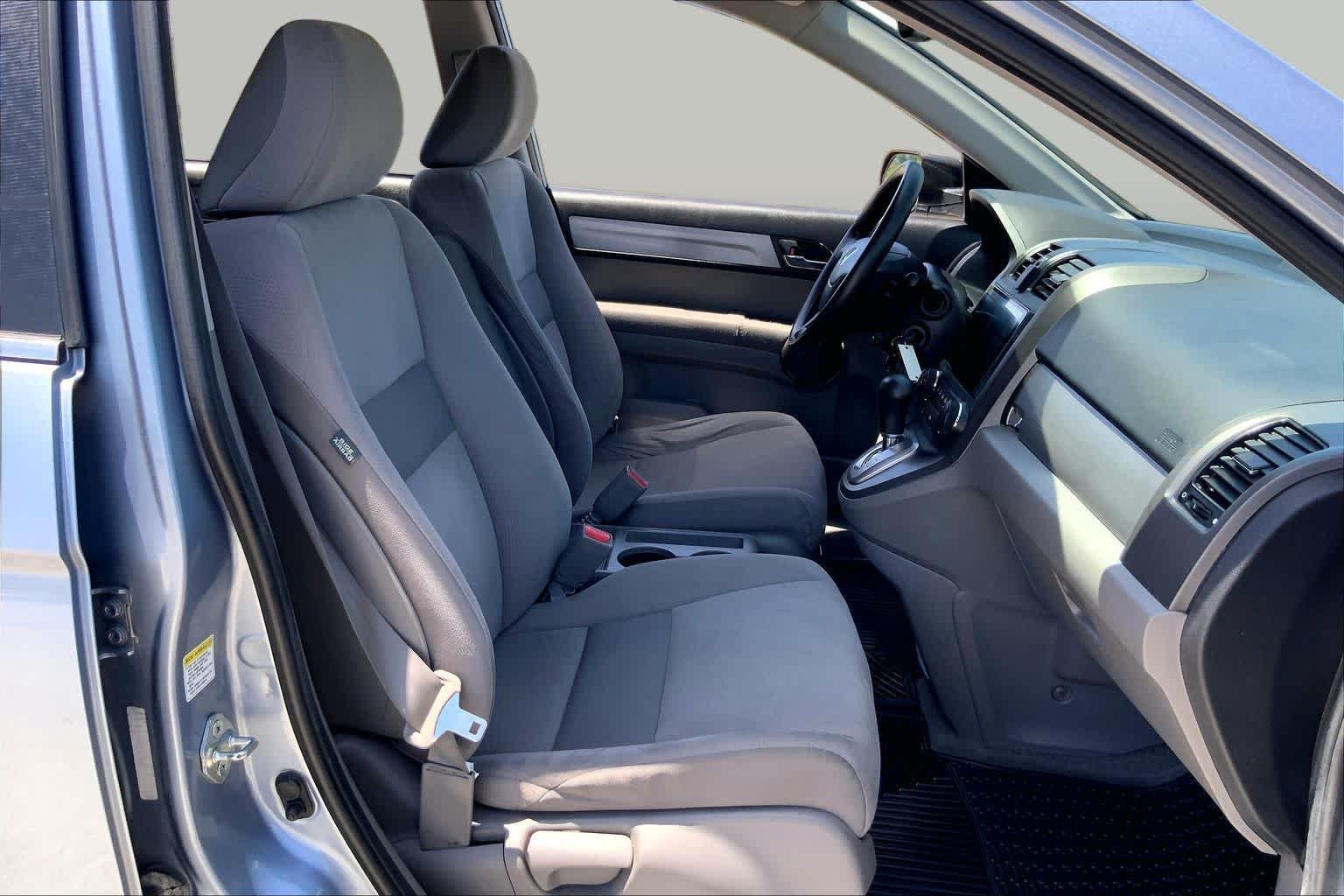 Used 2011 Glacier Blue Metallic Honda SE image 8