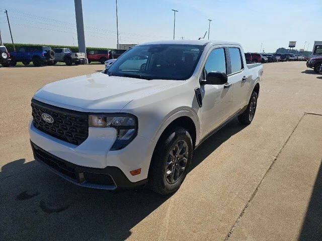 New 2026 Oxford White Ford XLT image 39