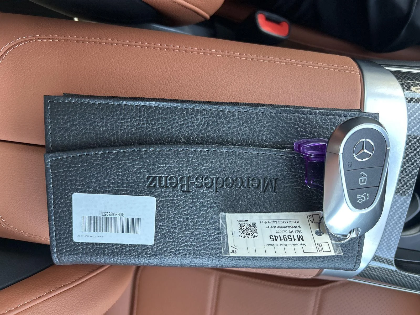 New 2027 MANUFAKTUR Alpine Grey Mercedes-Benz GLC 300 image 25