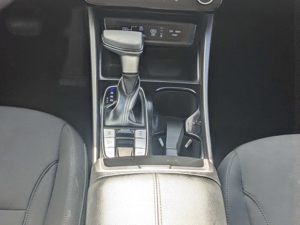 Used 2025 Green Hyundai SEL image 24