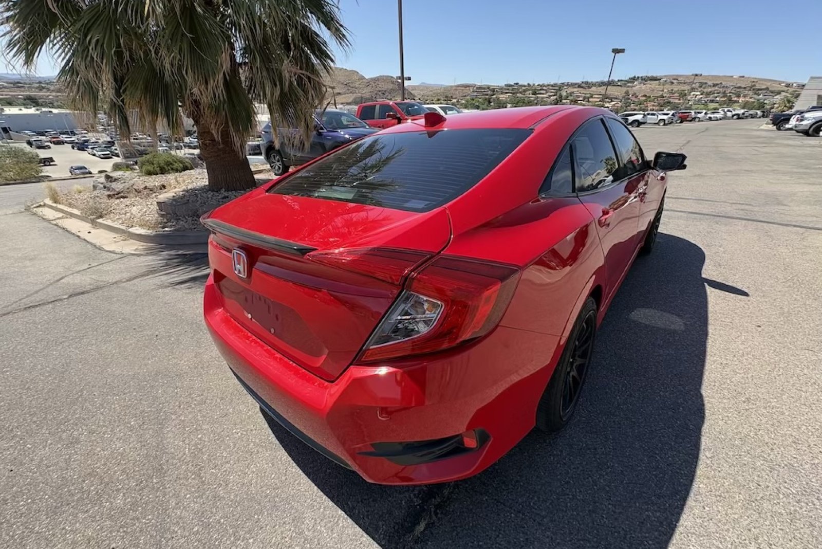 Used 2016 Rallye Red Honda EX-T image 6