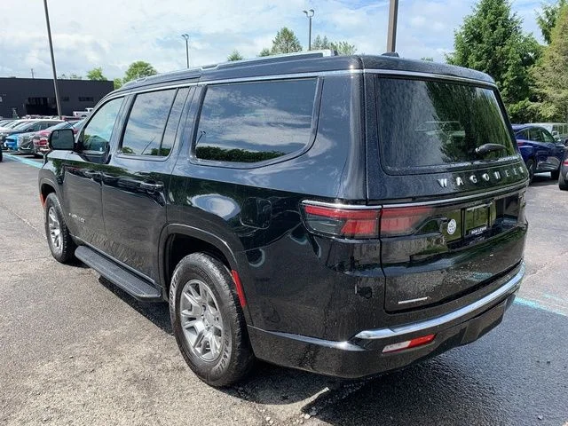 Used 2023 Black Jeep Base image 3