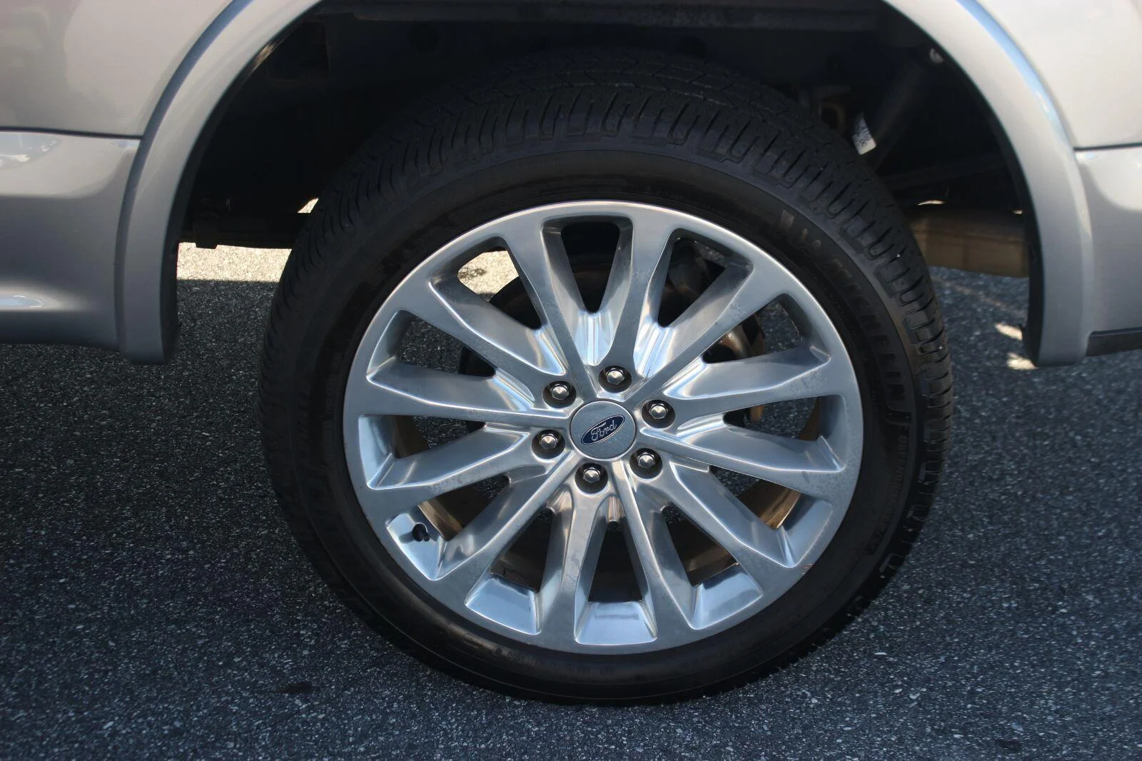 Used 2020 Silver Ford Limited image 40