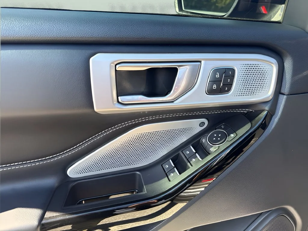 Used 2022 Gray Ford ST image 25