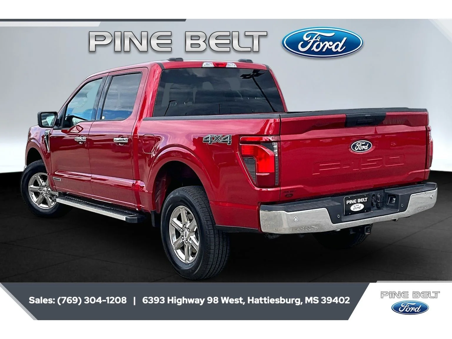 Used 2025 Rapid Red Metallic Tinted Clearcoat Ford XLT image 2