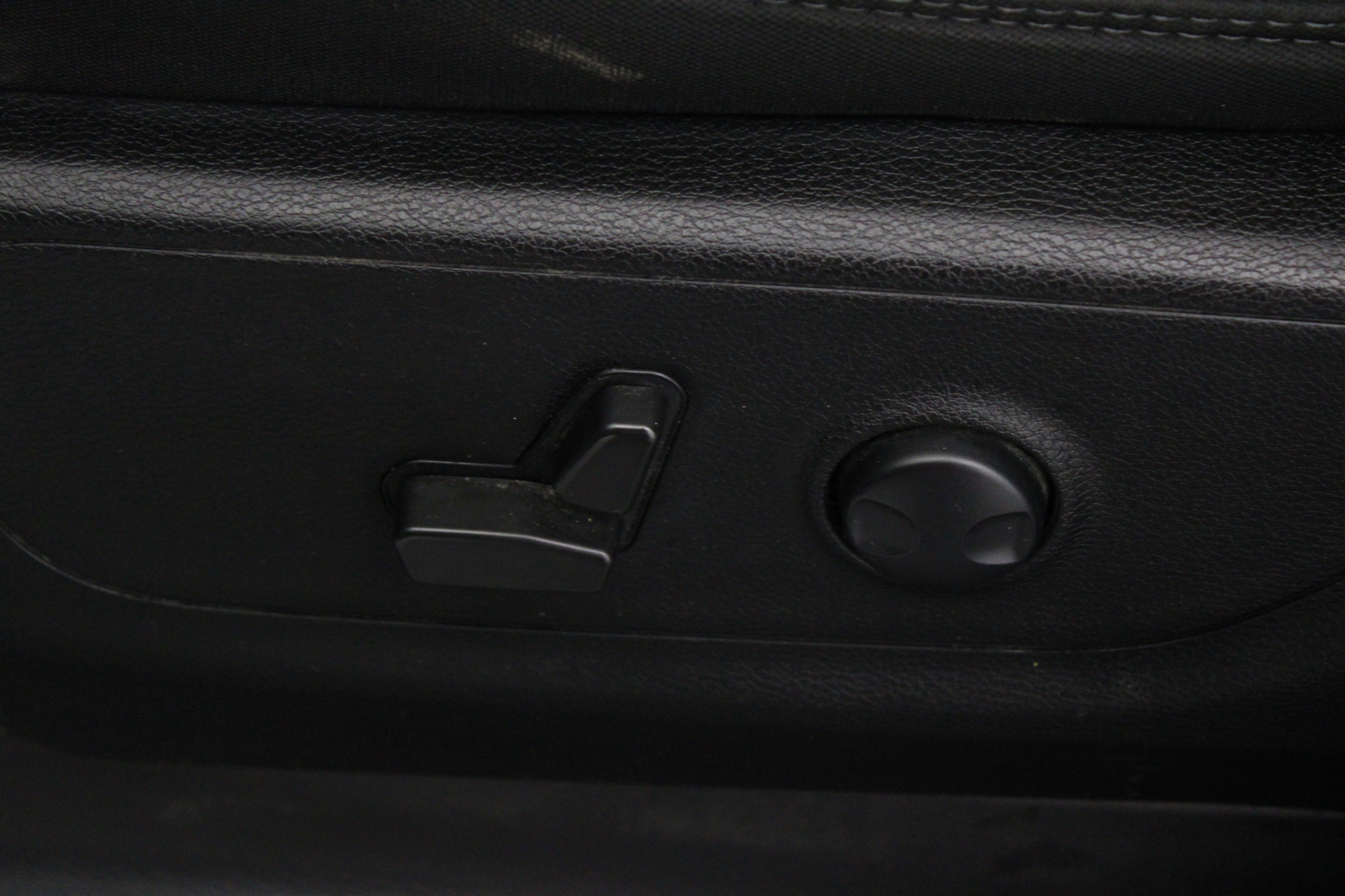 2023 Ram 1500 Big Horn photo 3