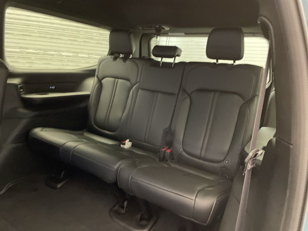 New 2026 Steel Blue Exterior Paint Jeep  image 19