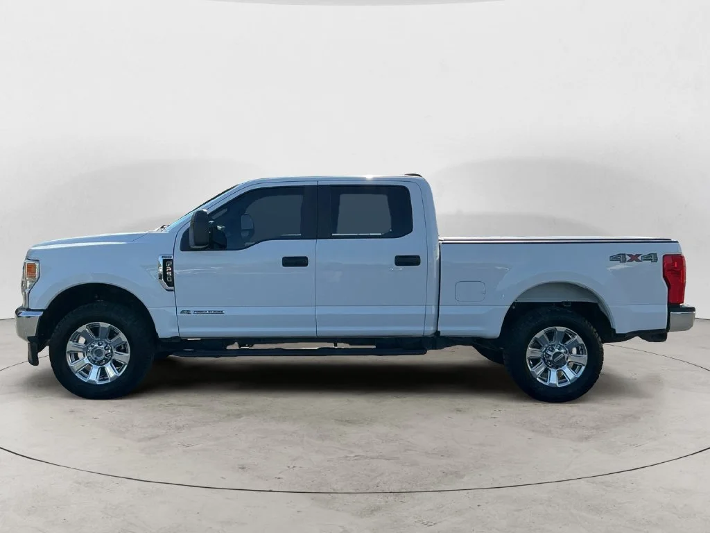 Used 2021 White Ford XL image 12