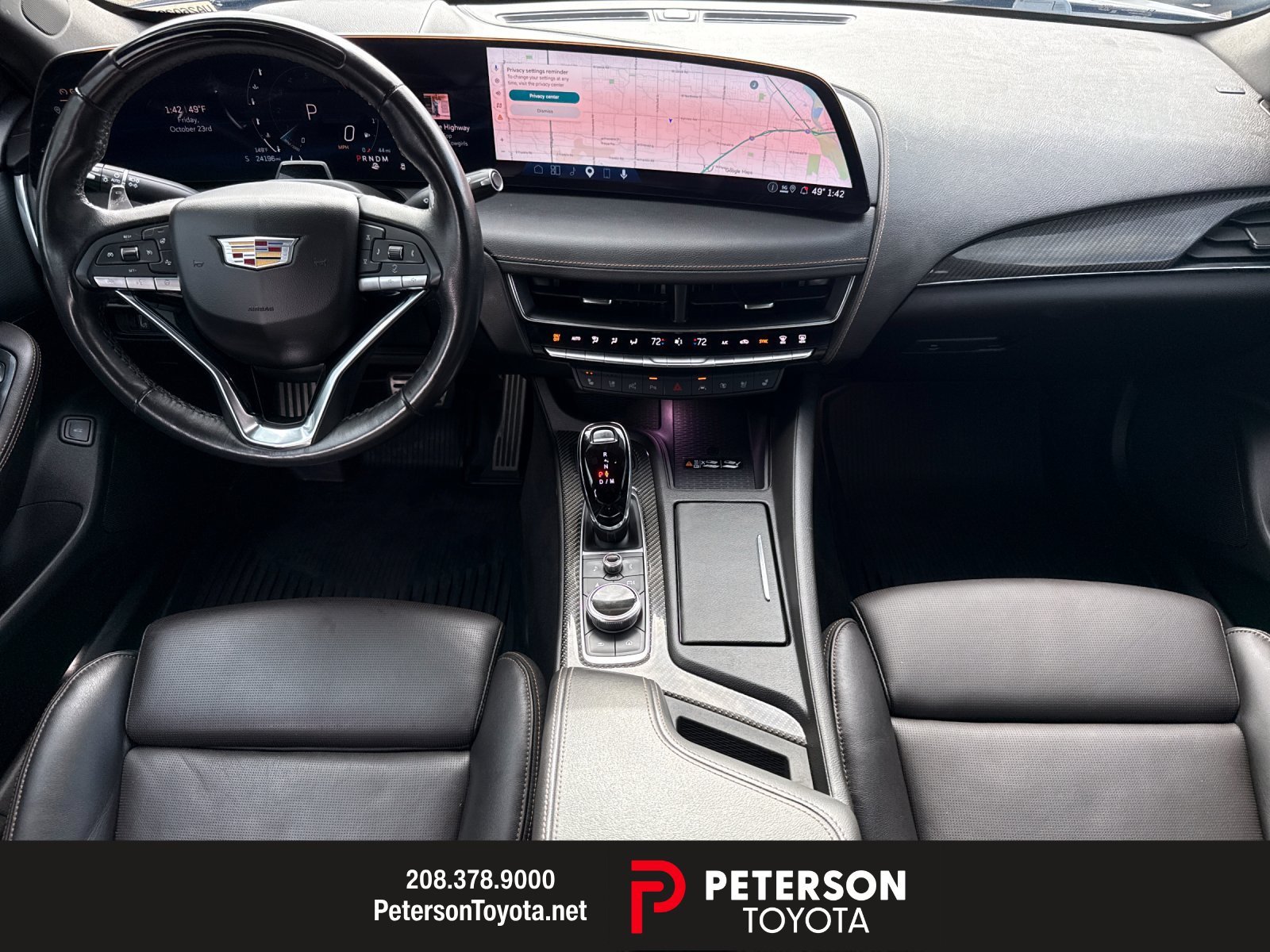 Used 2025  Cadillac Sport image 12