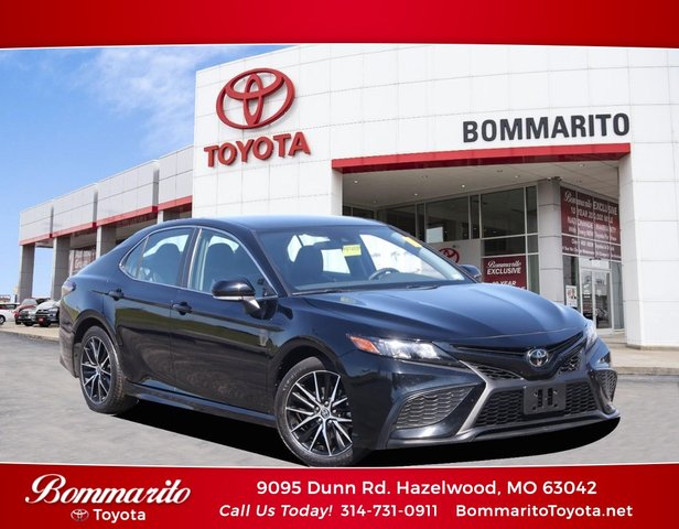 2024 Toyota Camry SE Auto (Natl)