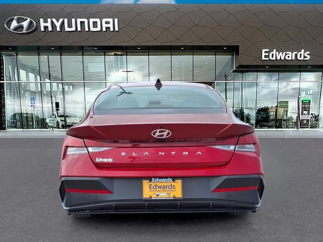 2025 Hyundai Elantra SEL - Photo 6