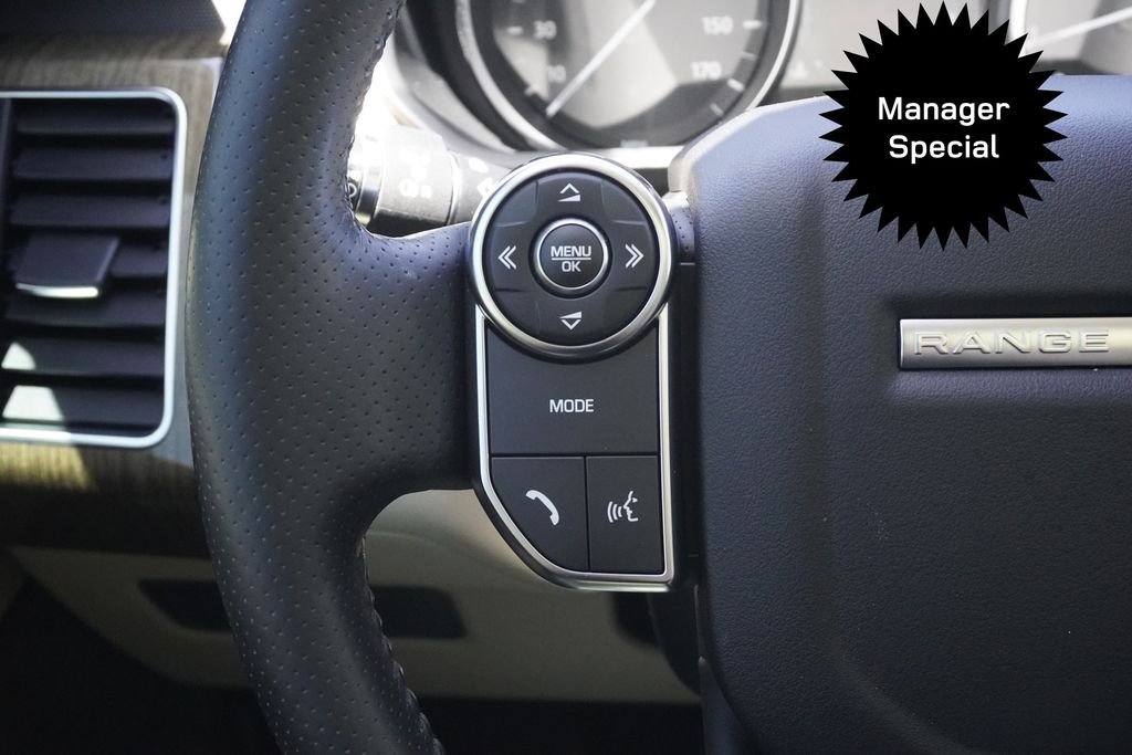 Used 2016 White Land Rover 3.0L V6 Supercharged HSE image 12
