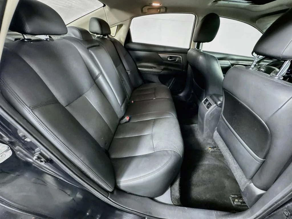 Used 2015 Blue Nissan 3.5 SL image 33