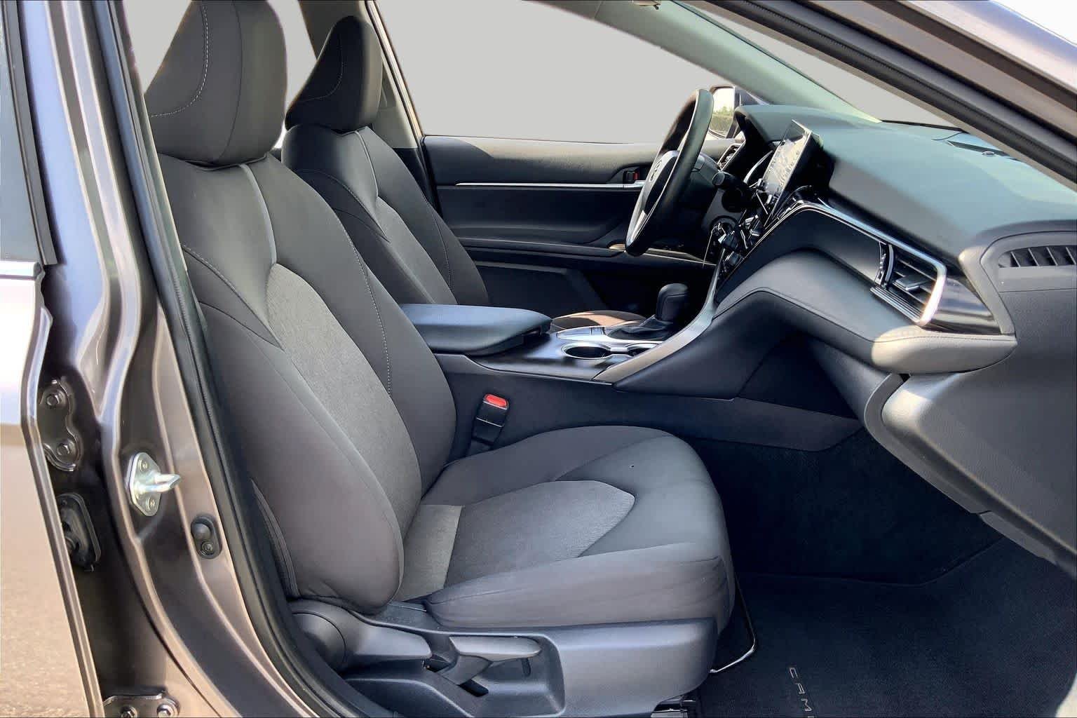 Used 2023 Predawn Gray Mica Toyota LE image 9