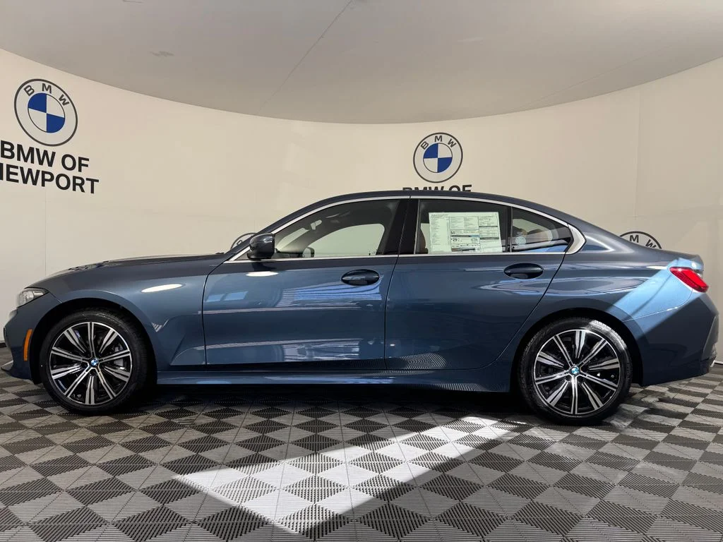 New 2026 Arctic Race Blue metallic BMW 330i xDrive image 9