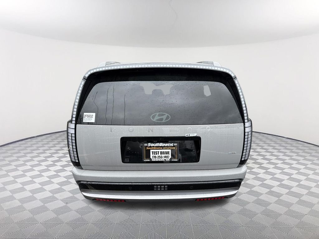 New 2026 Gray Hyundai SEL image 6