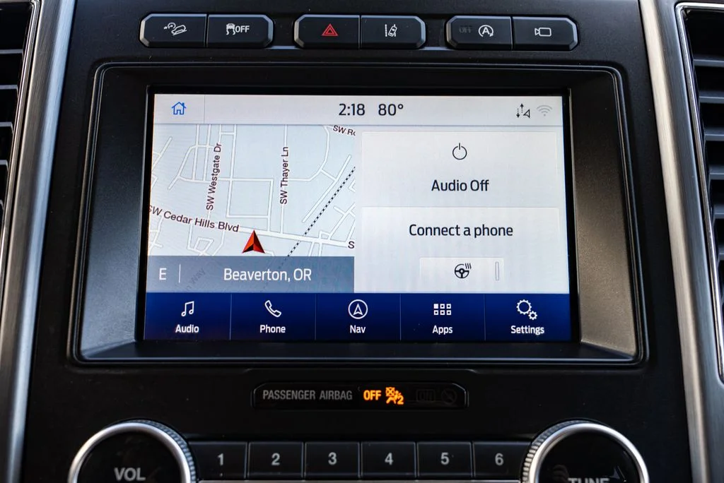 Used 2021 Blue Ford Platinum image 17